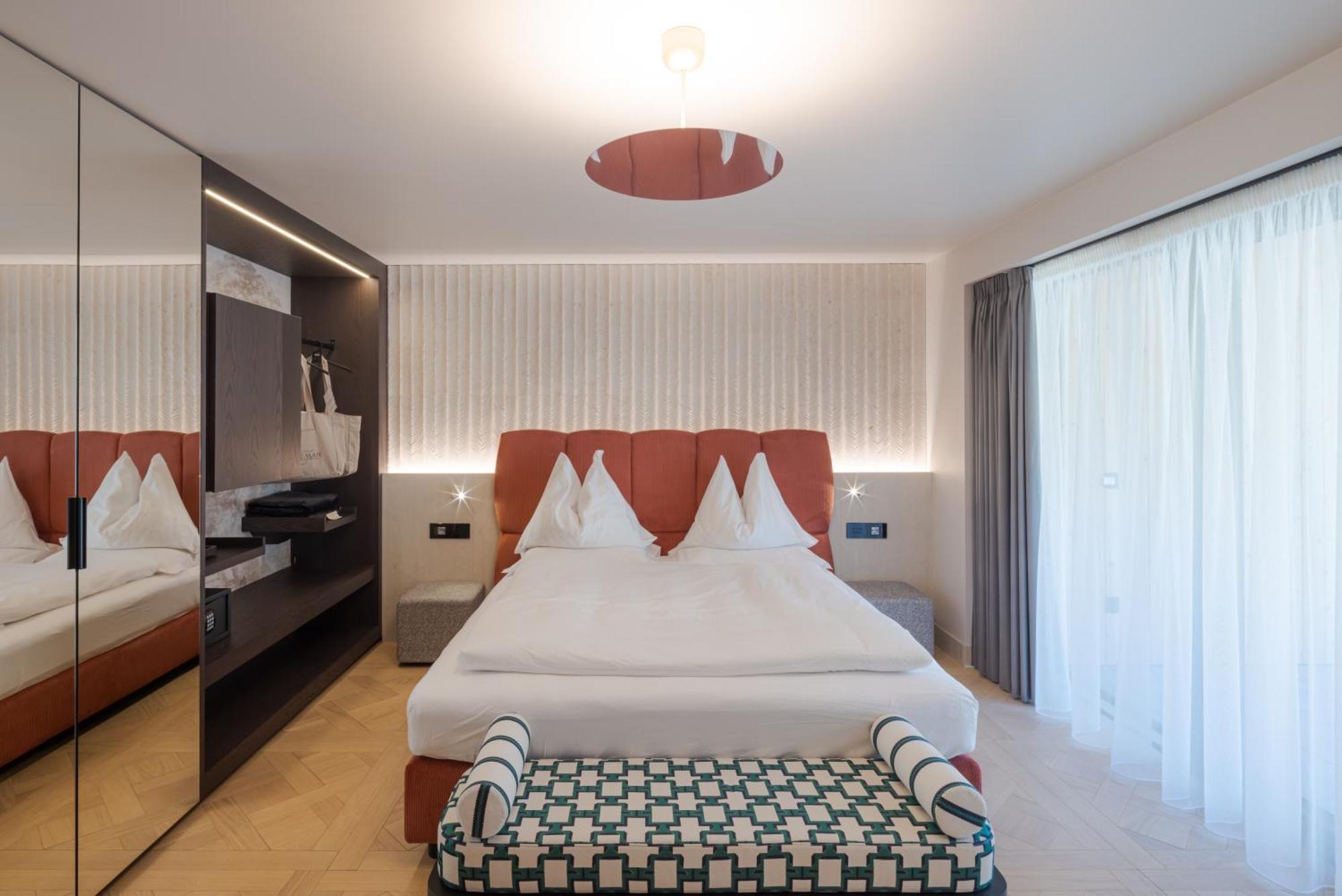 סוראגה Latemar - Hotel Suites Spa מראה חיצוני תמונה